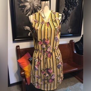 EUC Women’s Stella Tweed Zip Floral Dress